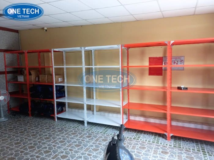 Đặc điểm nổi bật của kệ sắt V lỗ Hải Phòng