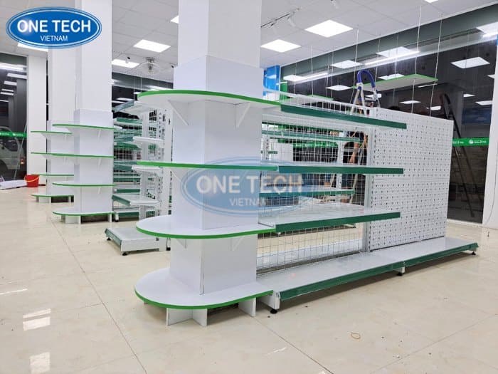 Lắp đặt kệ cho hệ thống sữa 3 tốt 02