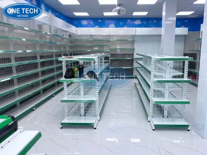 Lắp đặt kệ cho hệ thống sữa 3 tốt 06