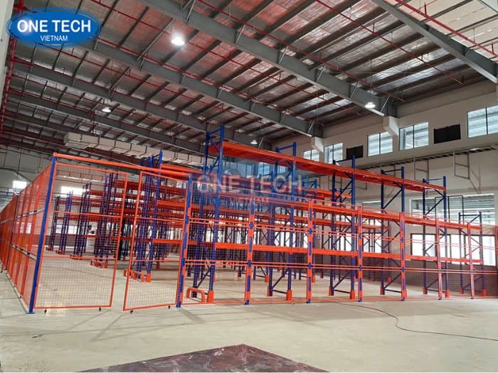 Kệ kho của One Tech Group chất lượng cao