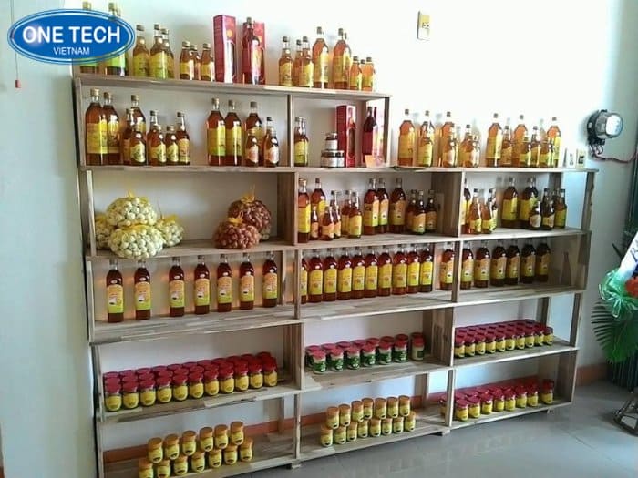 Kệ thiết kế đơn giản để mật ong