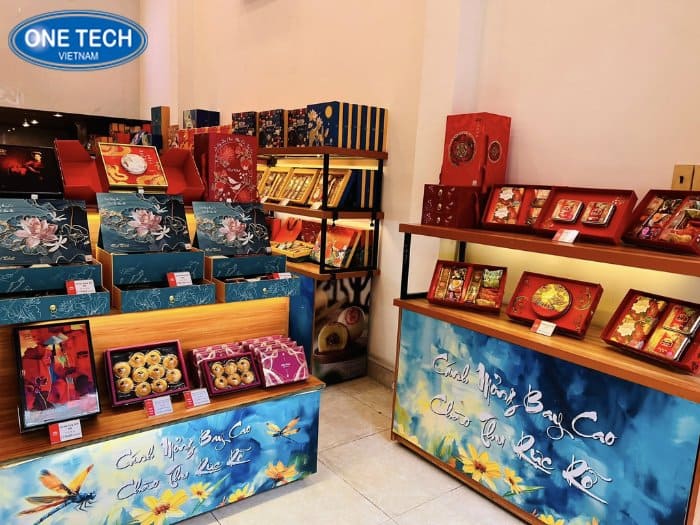 Mẫu kệ để hộp bánh trung thu sang trọng, tối ưu