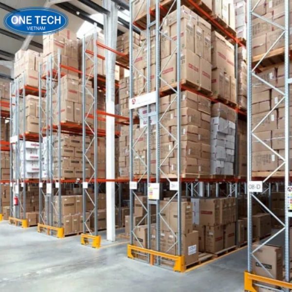 Cấu tạo chung của kệ kho hàng Narrow Aisle