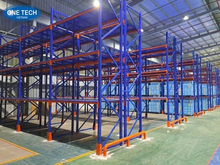 Kệ Double Deep tối ưu diện tích kho thép tấm