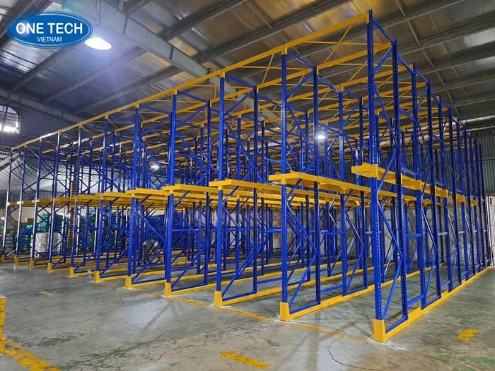 Kệ Drive In cũ tối ưu diện tích kho