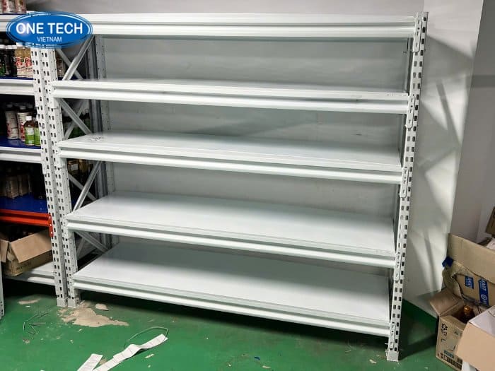 Kệ kho hạng trung 300kg/tầng