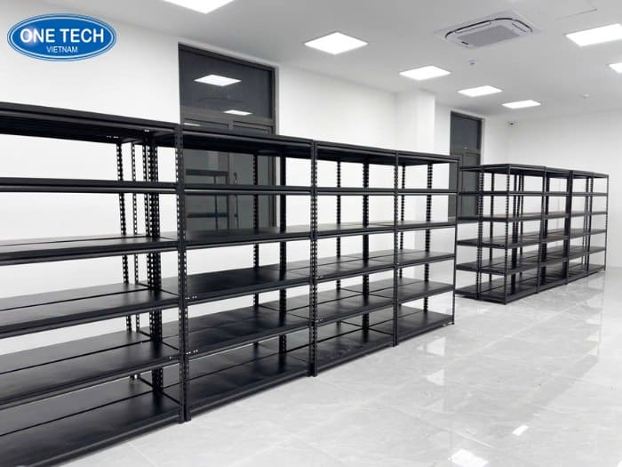 Kệ sắt chân chữ V cũ