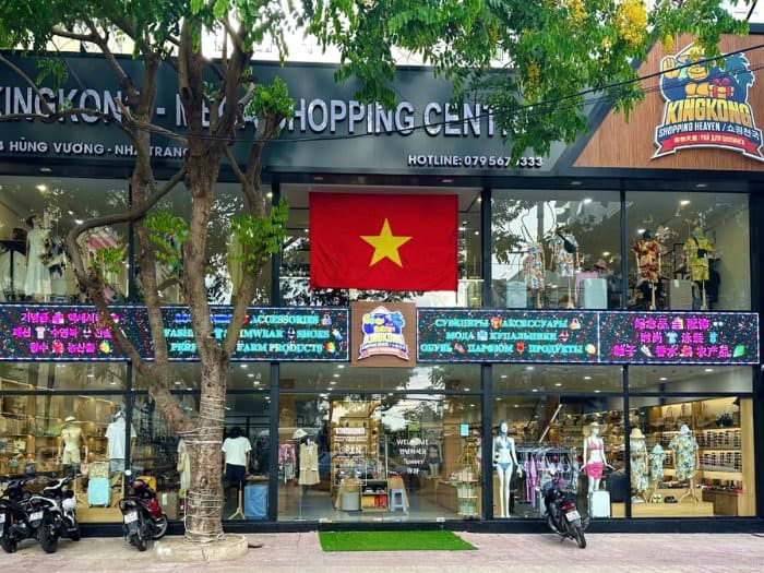 Kingkong Mega Shopping Central - Chuyên hàng quà tặng