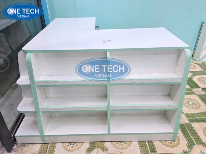 Nhược điểm bàn thu ngân màu trắng