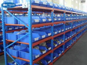 Lý do nên dùng kệ chứa linh kiện điện tử