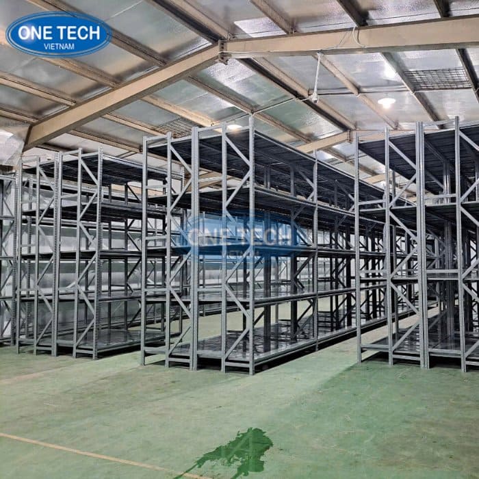 Kệ kho hàng trung tải chắc chắn, độ bền cao