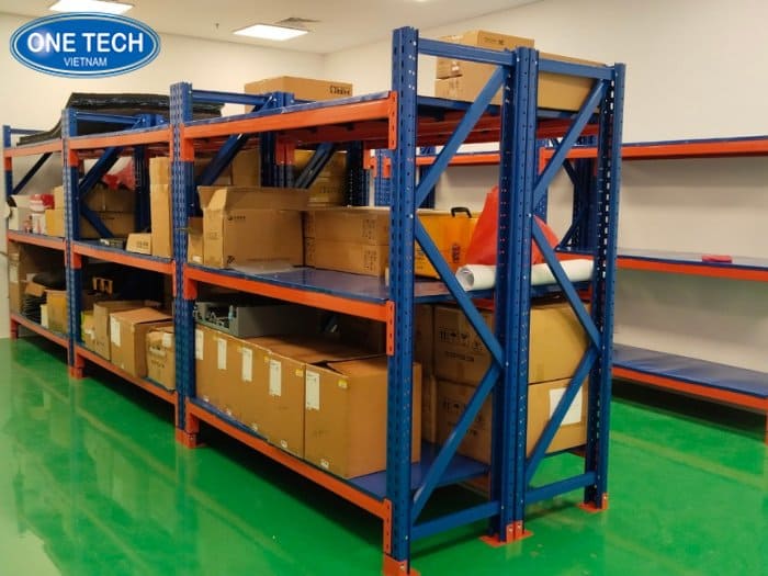 Kệ trung tải 300kg/tầng nâng cao khả năng lưu trữ