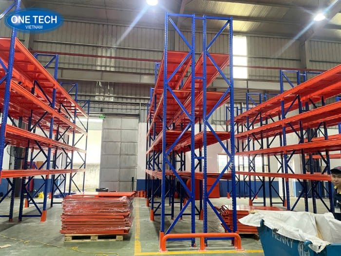 Mẫu kệ kho tại Cần Thơ 08
