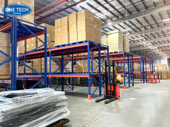 Mẫu kệ kho tại Cần Thơ 09