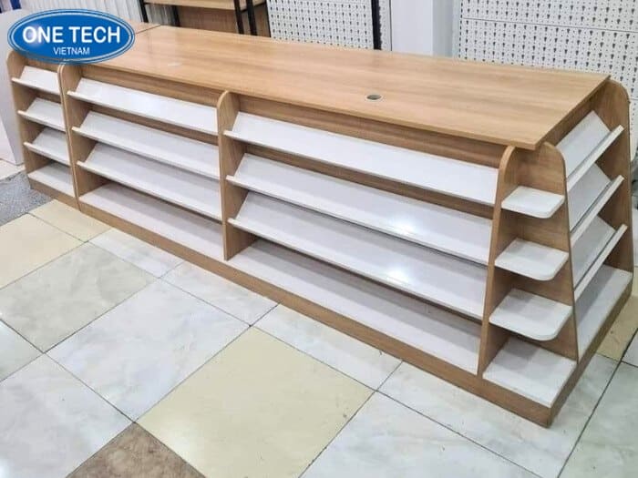 Quầy thu ngân gỗ chất liệu đẹp