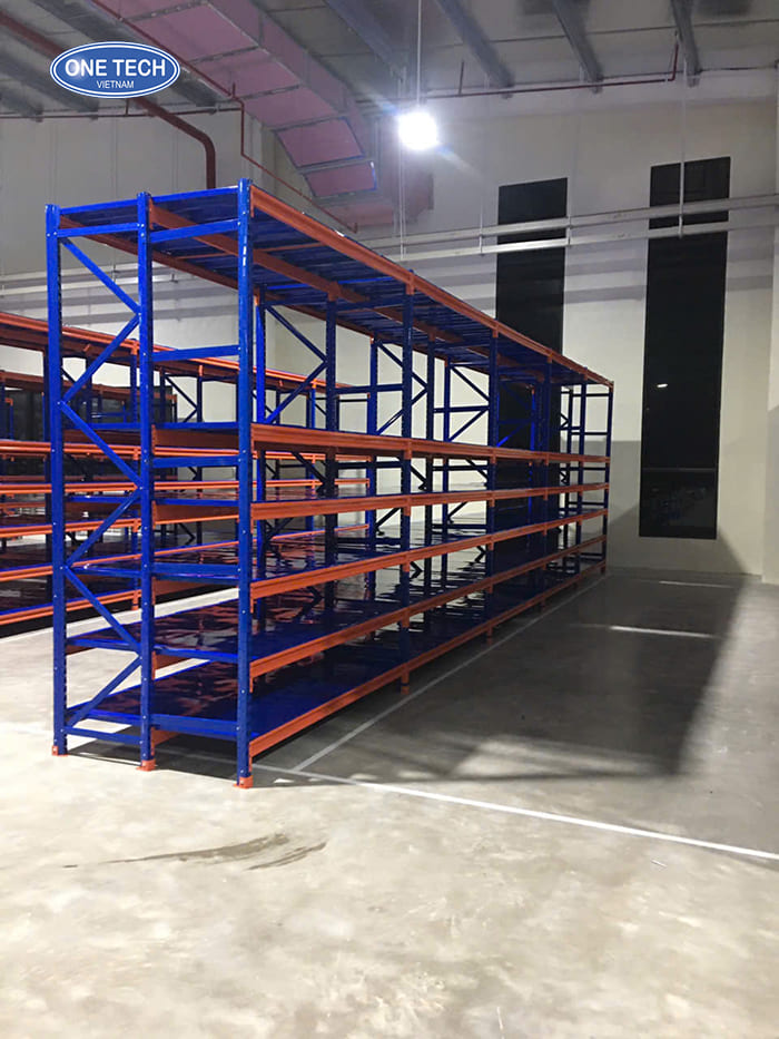 Bật mí kinh nghiệm chọn kệ trung tải tốt, bền và phù hợp