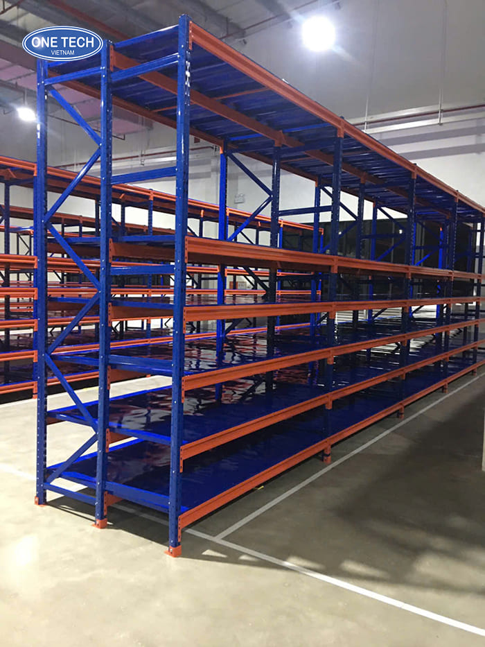 Kệ trung tải 700kg chịu nặng vượt trội