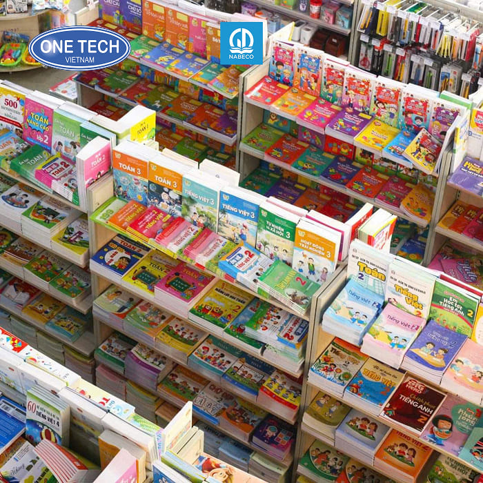 Mẹo sắp xếp và trang trí kệ trưng bày truyện tranh