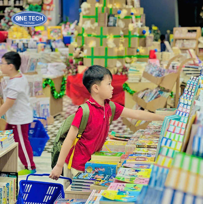 Lý do truyện tranh cần kệ trưng bày đặc biệt 