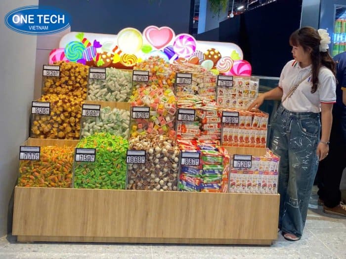 Dự án kệ siêu thị cho Vincom Mega Mall 06