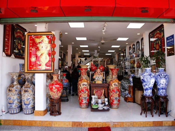 Mẫu thiết kế cửa hàng bán đồ gốm 12