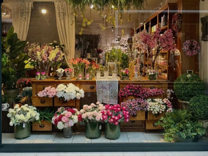 Mẫu thiết kế cửa hàng bán hoa tươi 20