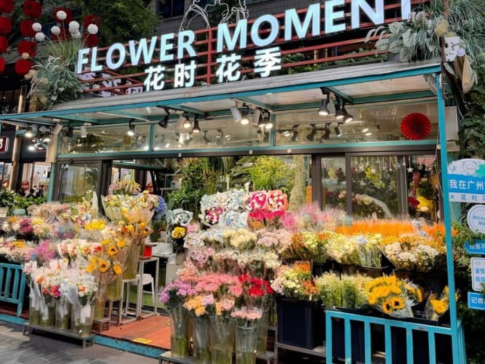 Mẫu thiết kế cửa hàng bán hoa tươi 22