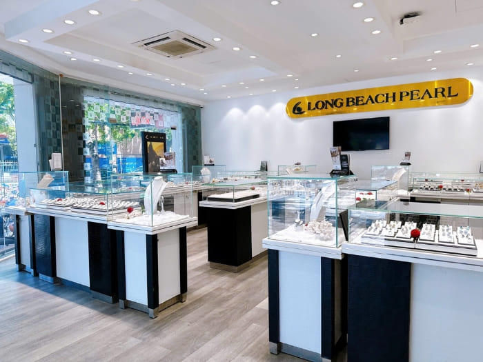 Mẫu thiết kế cửa hàng bán trang sức 07