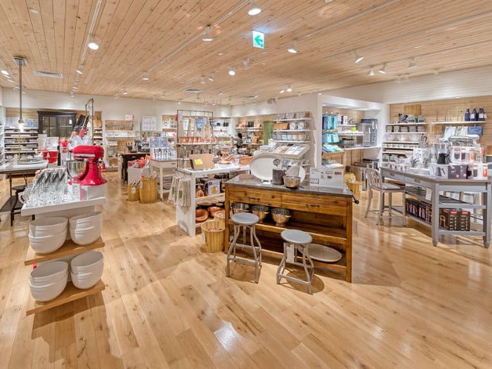 Mẫu thiết kế cửa hàng đồ gốm 06