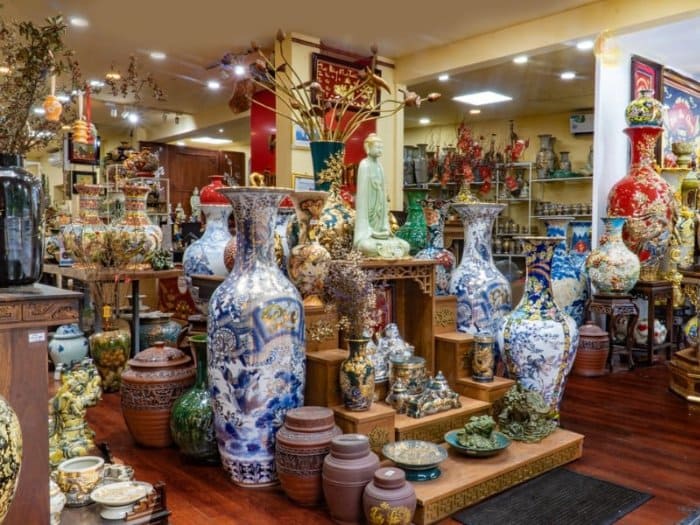 Mẫu thiết kế cửa hàng đồ gốm 08