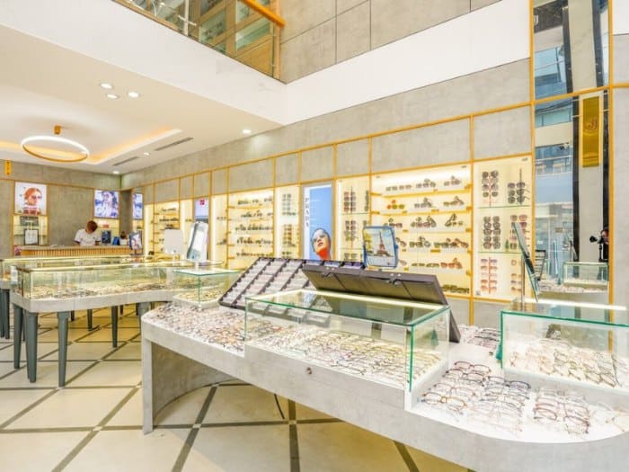 Mẫu thiết kế cửa hàng bán mắt kính 17