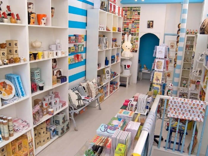 Mẫu thiết kế cửa hàng văn phòng phẩm 05