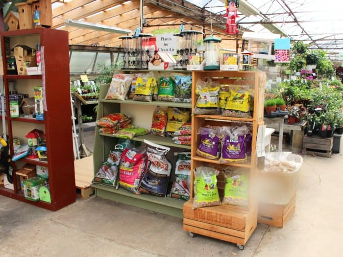 Mẫu thiết kế cửa hàng vật tư nông nghiệp 07