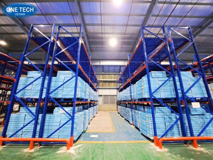 Kệ Double Deep cho kho hàng FMCG