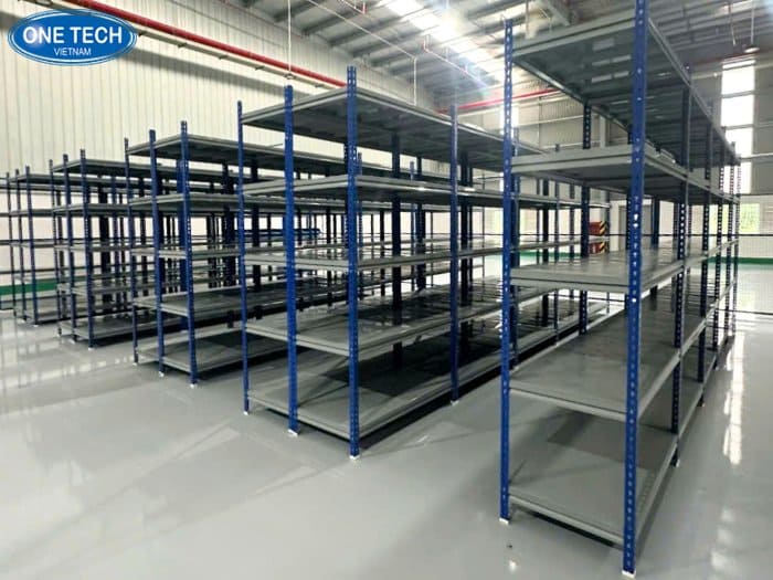 Kệ V cài thông minh, mức tải tối đa 200kg/tầng