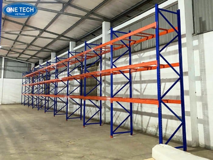 Kệ Selective cho kho hàng điện tử