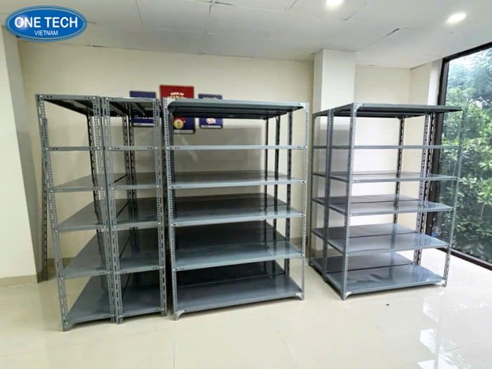 Kệ sắt V lỗ - Kệ kho hàng hạng nhẹ, giá rẻ