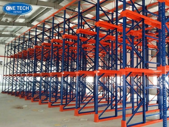 Kệ công nghiệp Drive in tối ưu diện tích