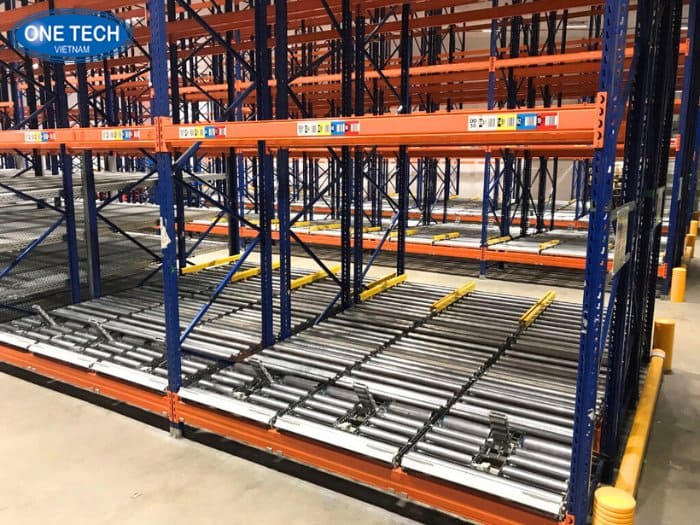 Kệ con lăn nâng cao năng suất hoạt động