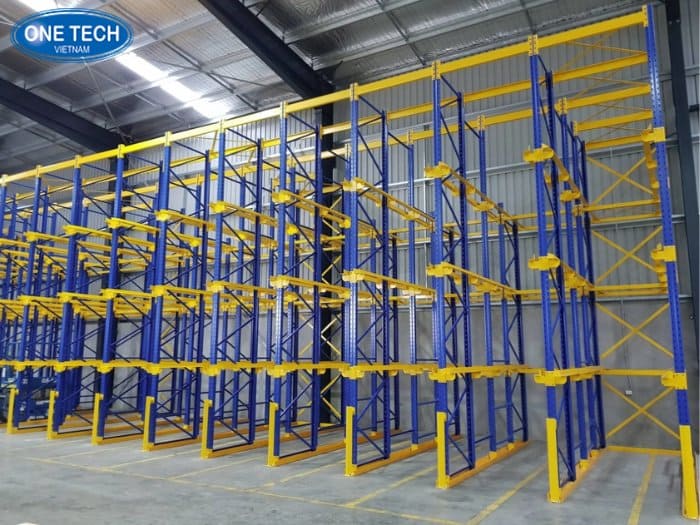 Kệ công nghiệp Drive-in