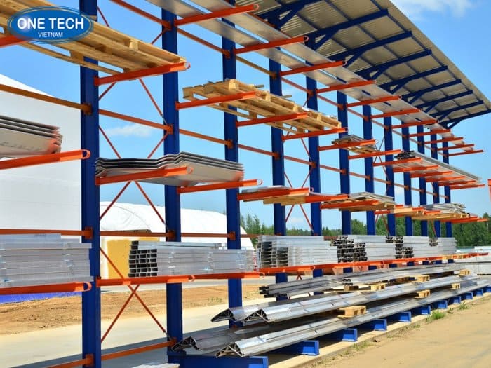 Kệ tay đỡ cho kho hàng công nghiệp