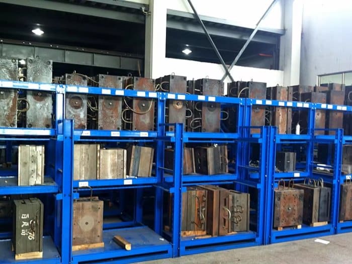 Hình ảnh thực tế của kệ khuôn 03