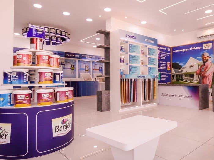 Mẫu thiết kế cửa hàng bán sơn 03