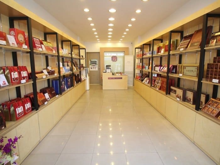 Mẫu thiết kế cửa hàng yến sào 04