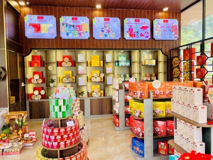 Mẫu thiết kế cửa hàng bán yến sào 07