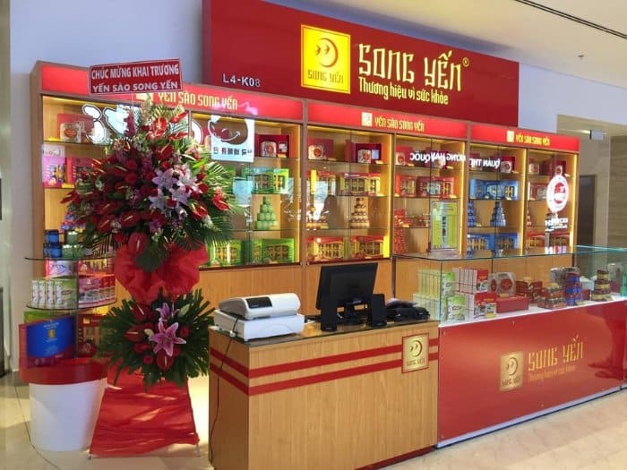 Mẫu thiết kế cửa hàng yến sào 10