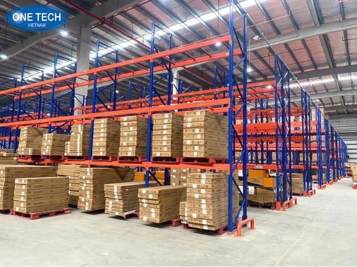 Kệ kho công nghiệp 3 tầng độ bền cao