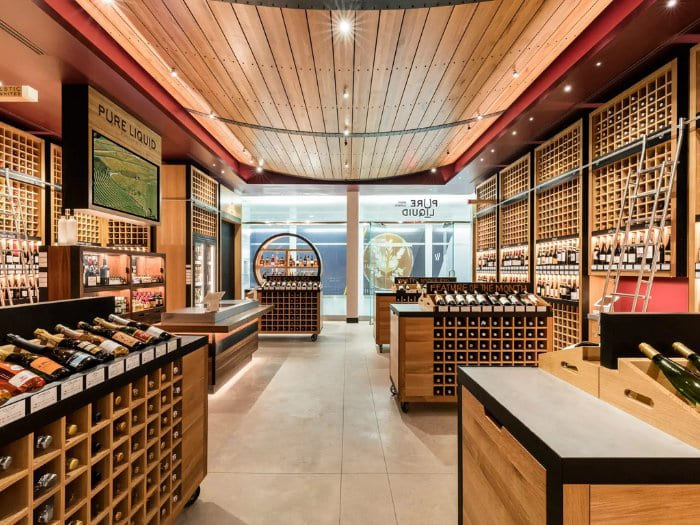 Các câu hỏi liên quan đến thiết kế cửa hàng rượu