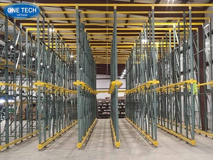 Kệ Drive In - Thiết kế loại bỏ các lối di chuyển