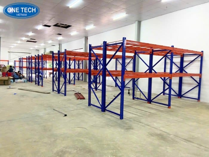 Kệ kho hàng dùng lưu trữ cho kho